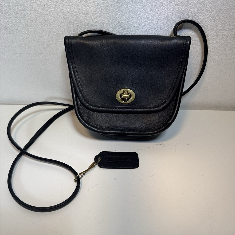 Vintage Coach Everett Black Leather Mini Crossbody Bag Turnlock #9934 USA Made